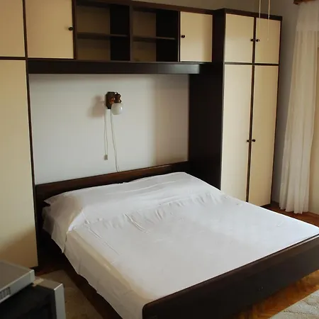 Bed & Breakfast Andreja 3*