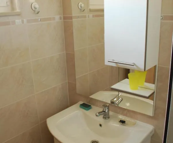 Bed & Breakfast Andreja 3*