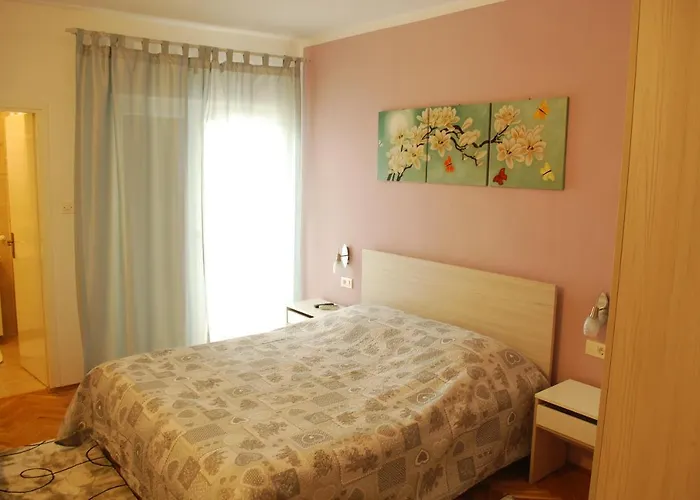 Andreja Bed & Breakfast 3*